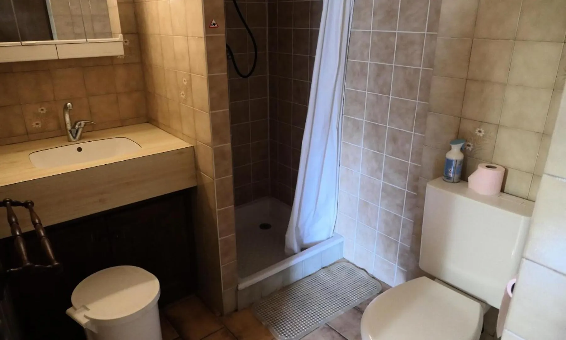 Chalet Saint Nicolas - Chalets Pour 8 Personnes 03